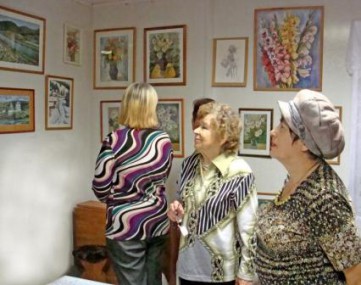 Выставка картин, фотографий и глиняных игрушек  Любови Федосовой